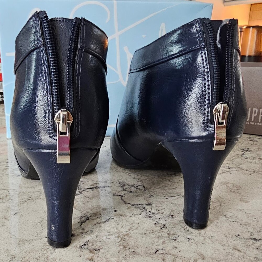 Blue boots by Life Stride